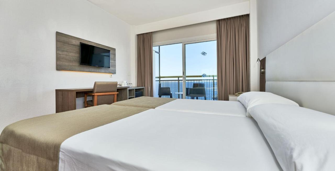 Globales Cala Vinas Adults Only 16+ Hotel Exterior photo