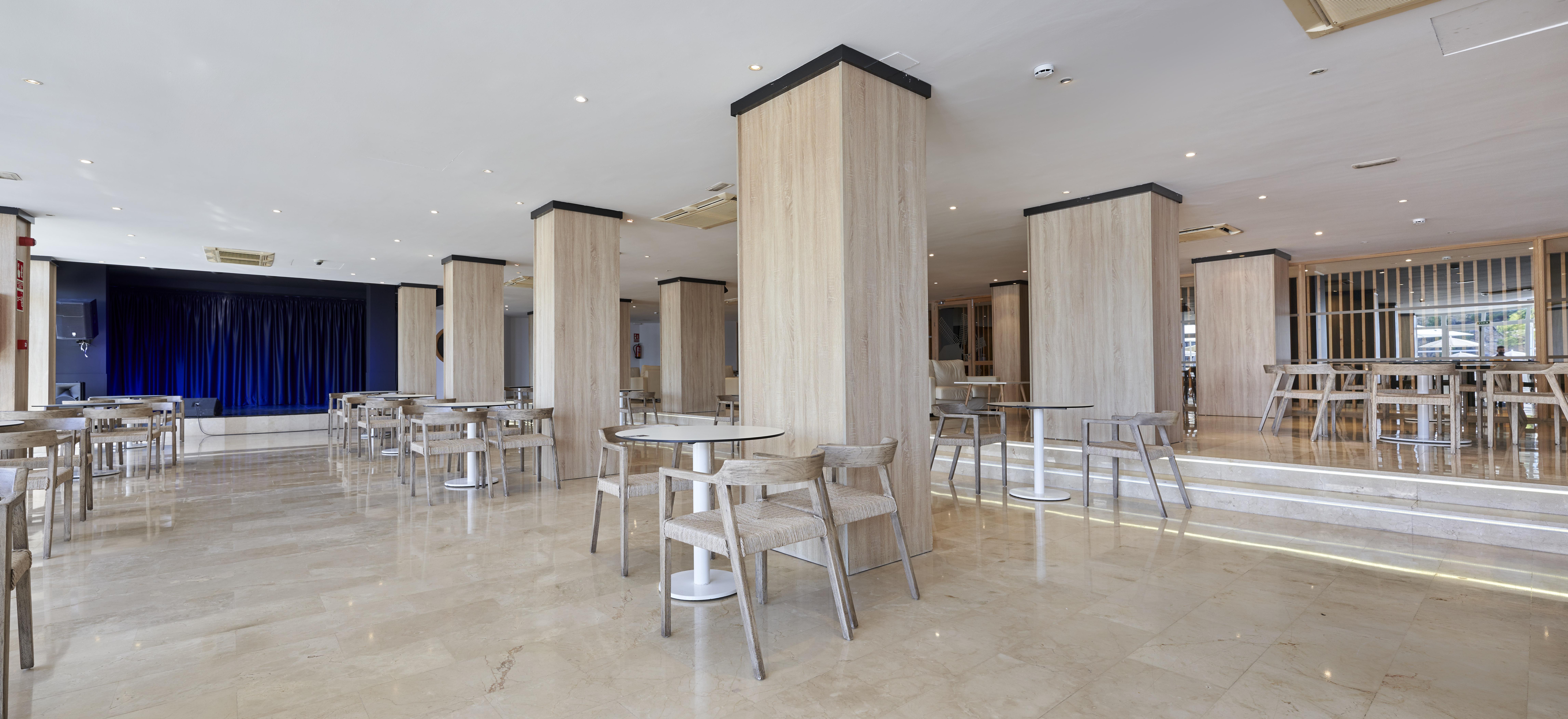 Globales Cala Vinas Adults Only 16+ Hotel Exterior photo