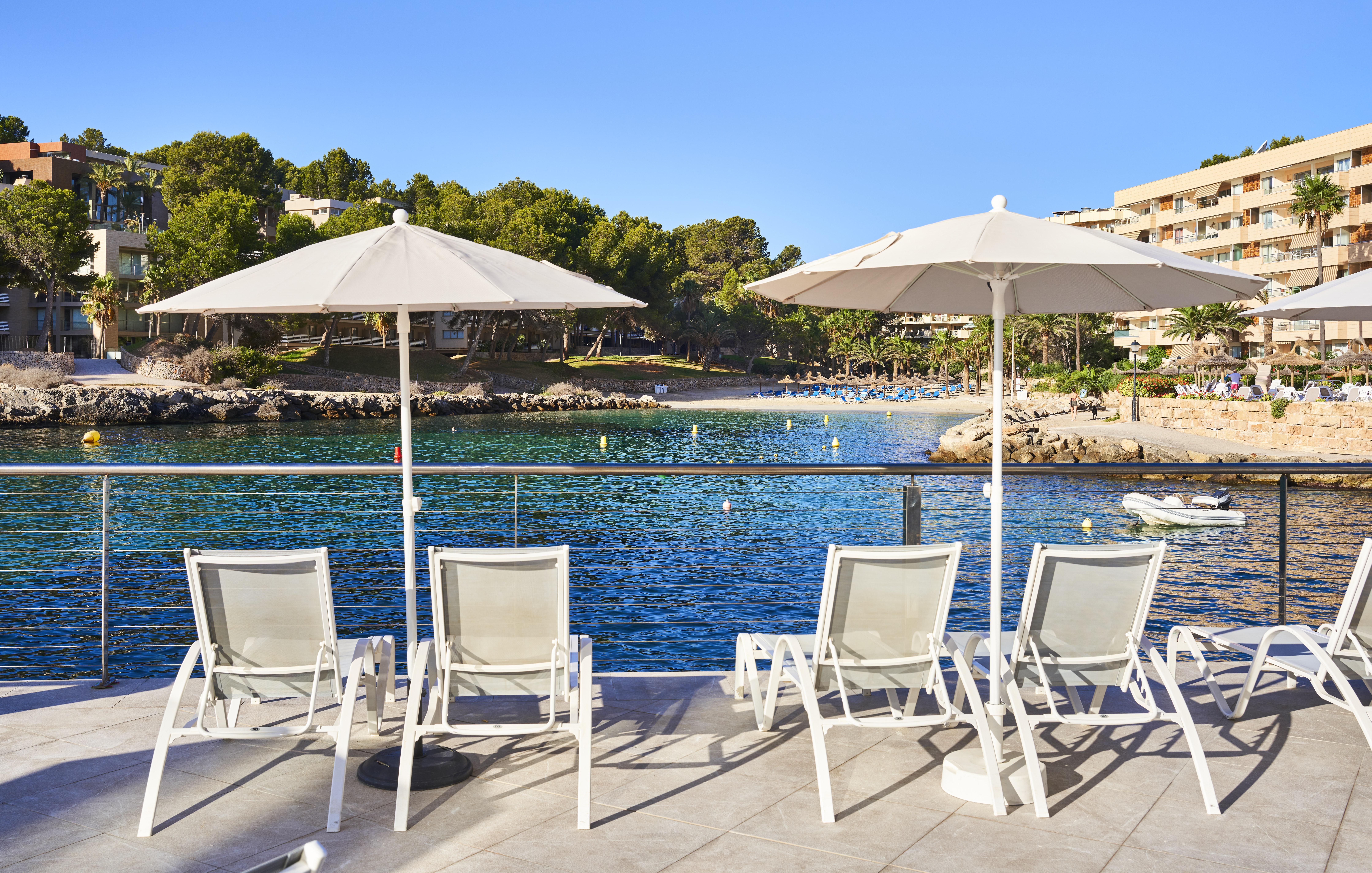 Globales Cala Vinas Adults Only 16+ Hotel Exterior photo
